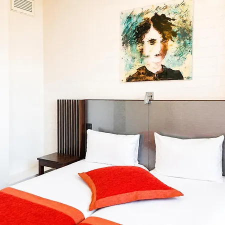 Europole Otel 3*
