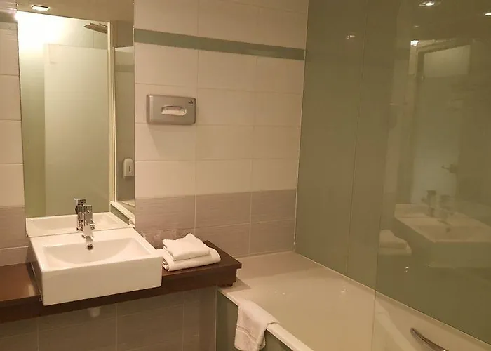 Hotel Europole 3*