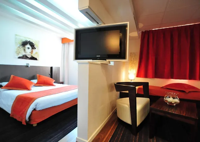 Europole Hotel