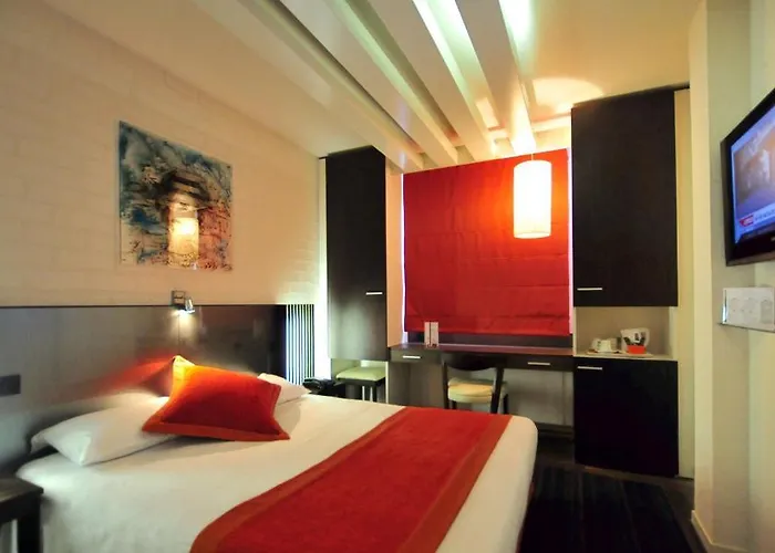 Europole Hotel