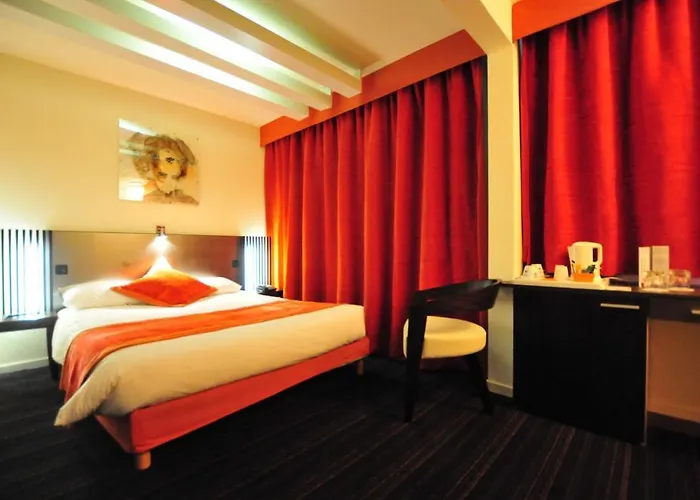 Europole Hotel