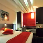 Europole Hotel